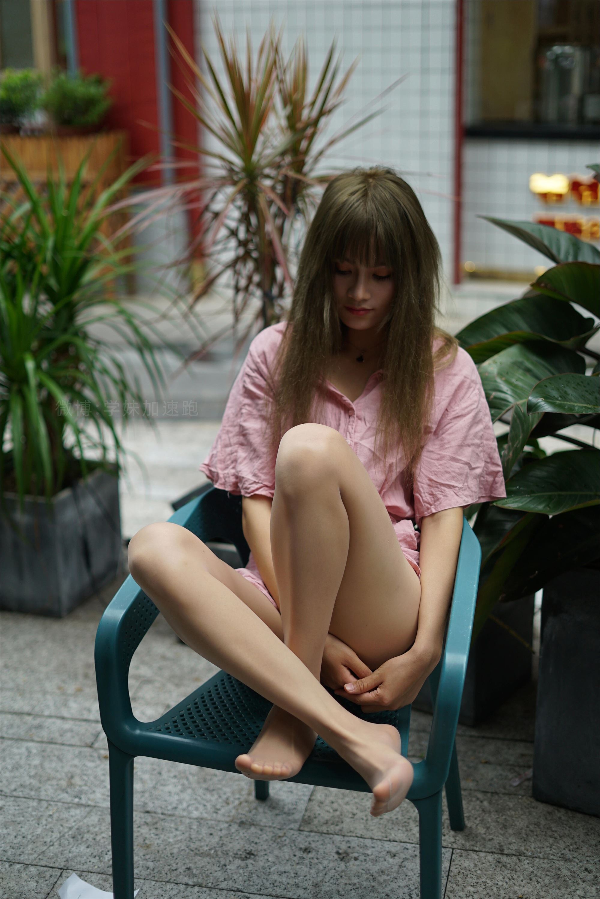 学妹加速跑 XM046《敏儿粉粉嫩嫩》